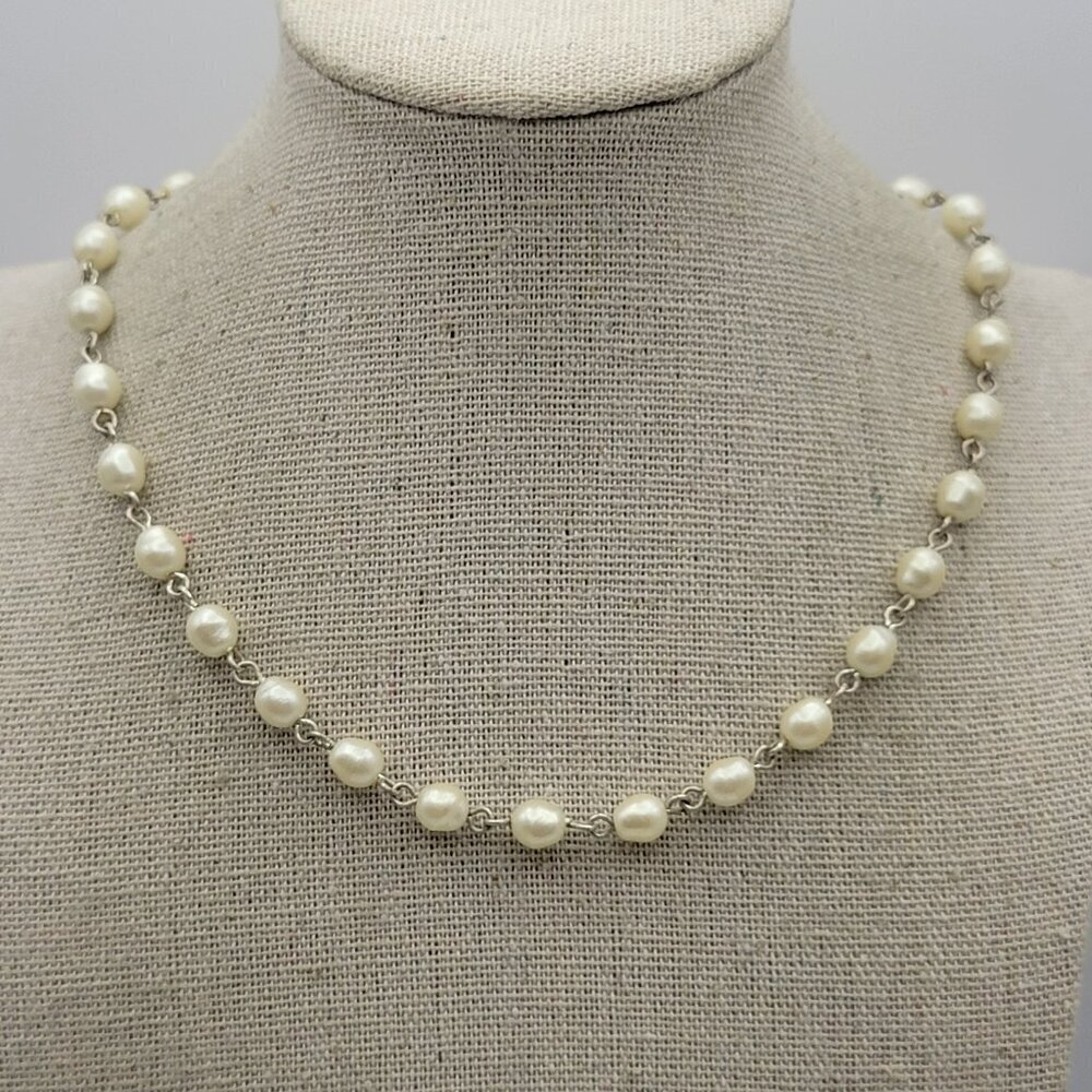 Vintage Anne Klein Whie Faux Pearl Necklace Silver-Tone 15.5 In Signed AKI